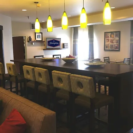 Hampton Inn Colorado Springs-Airport 